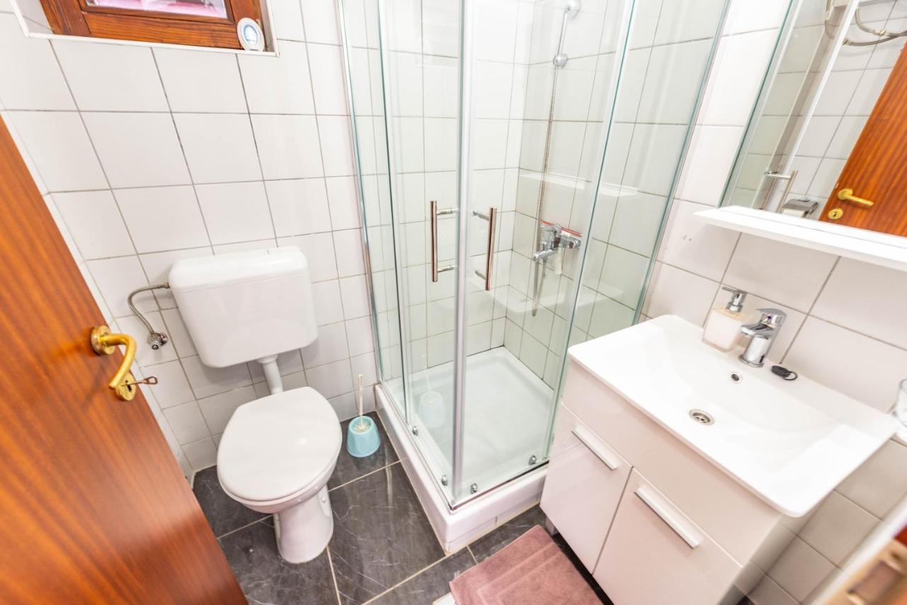 Apartmani Tatjana Novalja Εξωτερικό φωτογραφία