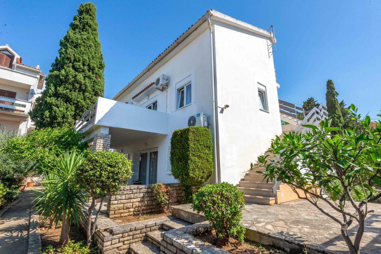 Apartmani Tatjana Novalja Εξωτερικό φωτογραφία