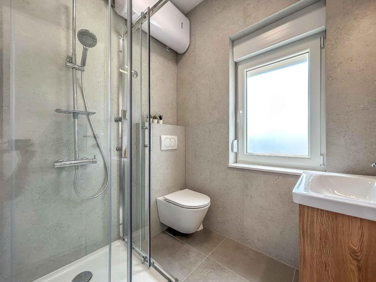 Apartmani Tatjana Novalja Εξωτερικό φωτογραφία