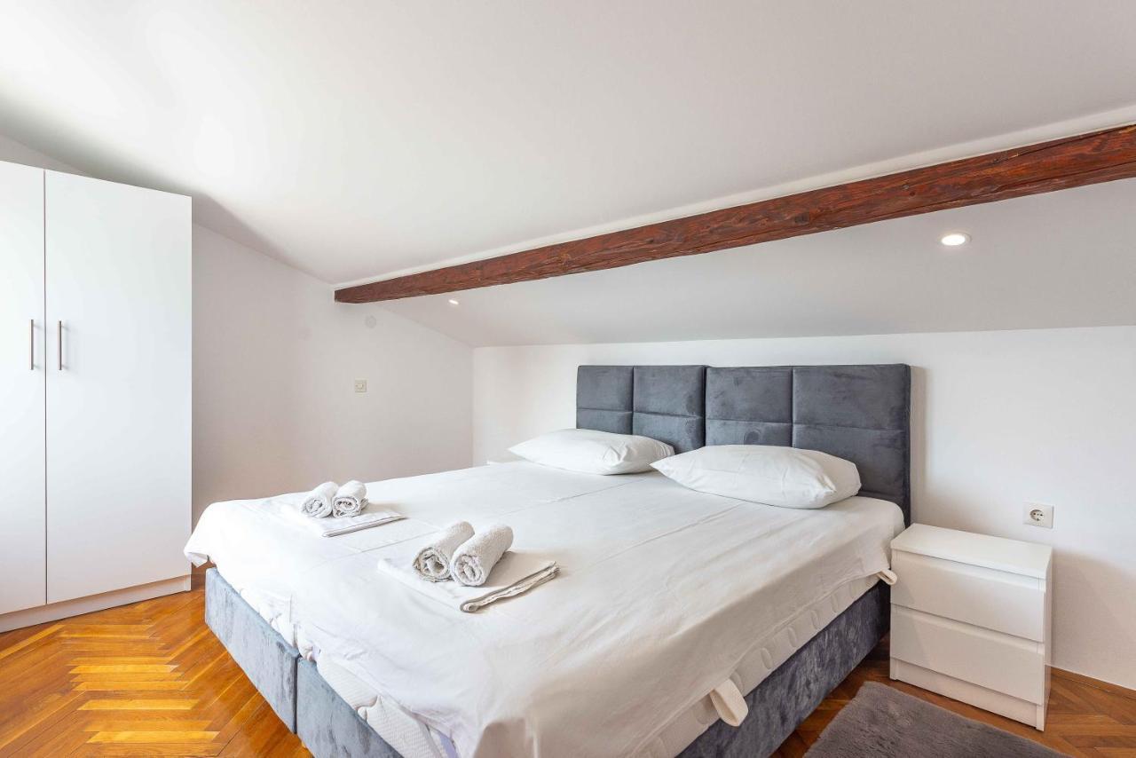 Apartmani Tatjana Novalja Εξωτερικό φωτογραφία