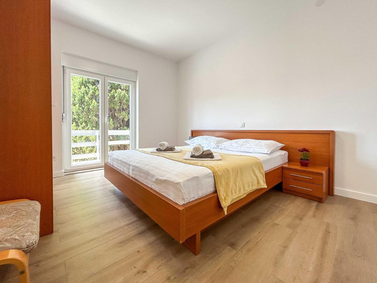 Apartmani Tatjana Novalja Εξωτερικό φωτογραφία